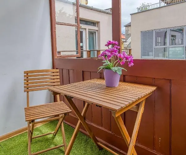 Jonashouse - Great Location Near Center- Personal Or Self Check-in Apartmán Bratislava